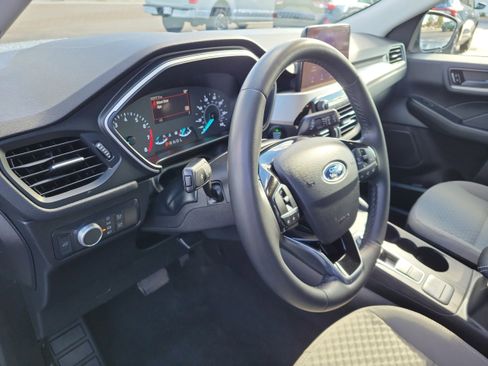 Certified 2022 Ford Escape SE w/ Convenience Package image 20