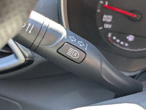 Used 2023 Chevrolet TrailBlazer LS image 22