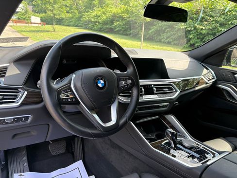 Used 2021 BMW X6 xDrive40i AWD/4WD image 13