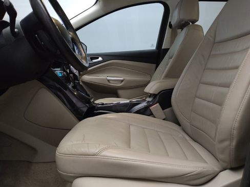 Used 2016 Ford Escape Titanium FWD image 17