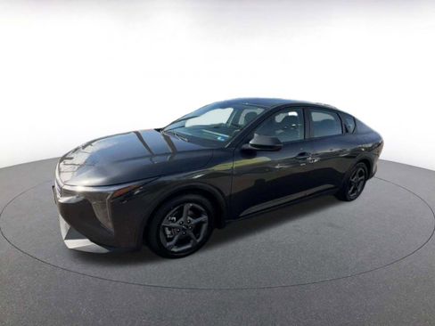 Used 2025 Kia K4 LXS image 8