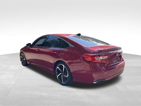 Used 2021 Honda Accord Sport image 2