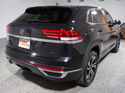 Used 2023 Volkswagen Atlas Cross Sport SEL AWD/4WD image 7