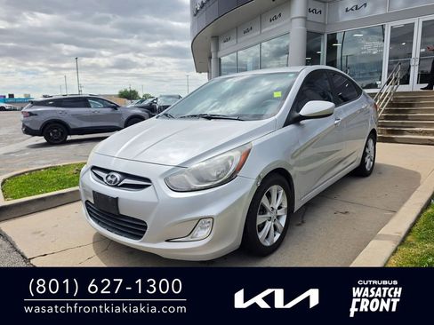 Used 2012 Hyundai Accent GLS w/ Premium Pkg 3 FWD image 1