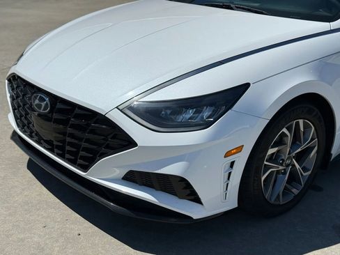 Used 2021 Hyundai Sonata SEL image 2