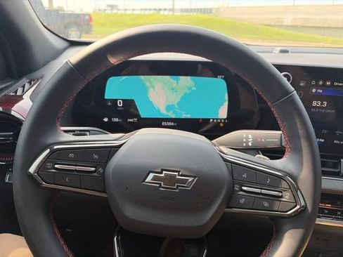 Used 2025 Chevrolet Equinox RS w/ Safety and Technology Package AWD/4WD image 8