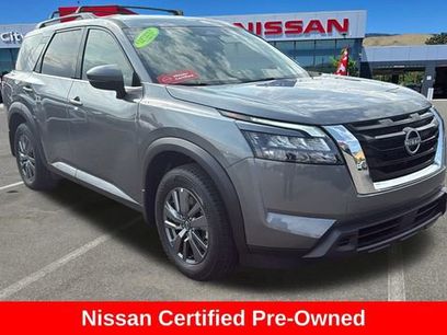 Certified 2025 Nissan Pathfinder SV