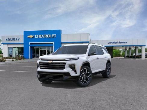 New 2026 Chevrolet Traverse High Country w/ LPO, Floor Liner Package FWD image 8