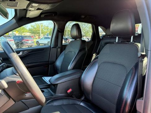 Used 2024 Ford Escape ST-Line AWD/4WD image 15