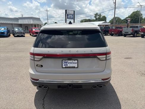 Used 2025 Lincoln Aviator Reserve w/ Equipment Group 201A AWD/4WD image 5