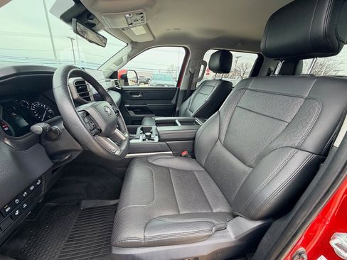 Used 2022 Toyota Tundra Limited image 8