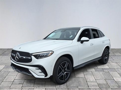 New 2026 Mercedes-Benz GLC 300 image 3