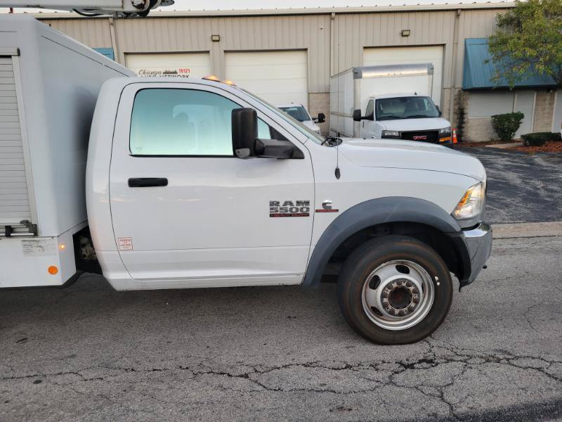 Used 2017 RAM 5500 Tradesman w/ Power & Remote Entry Group RWD image 2