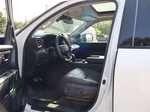 Used 2022 Toyota Tundra TRD Pro AWD/4WD image 30
