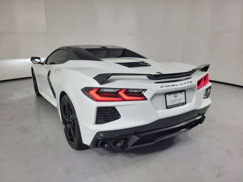 Used 2023 Chevrolet Corvette Stingray Preferred Conv w/ Z51 Performance Package RWD image 4