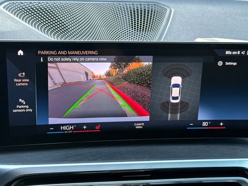 Certified 2023 BMW 330e w/ Convenience Package image 24