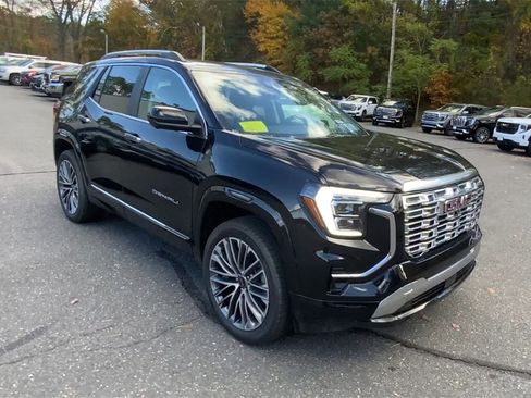 New 2026 GMC Terrain Denali w/ LPO, Floor Liner Package image 2