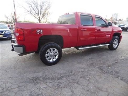 Used 2014 Chevrolet Silverado 2500 LTZ w/ LTZ Plus Package image 6