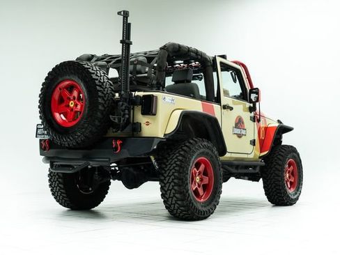 Used 2010 Jeep Wrangler Rubicon w/ PWR Convenience Group image 17