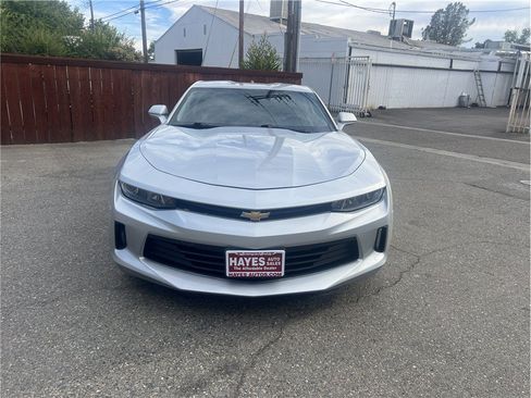 Used 2016 Chevrolet Camaro LT RWD image 2