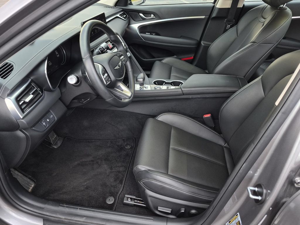 Used 2026 Genesis G70 2.5T RWD image 11