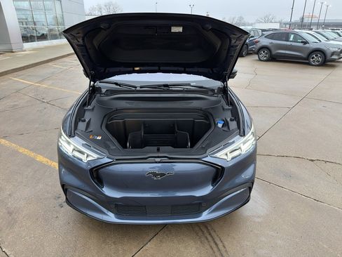 Used 2021 Ford Mustang Mach-E Premium image 18