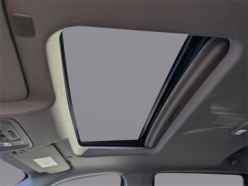 Used 2019 GMC Sierra 1500 SLT image 21