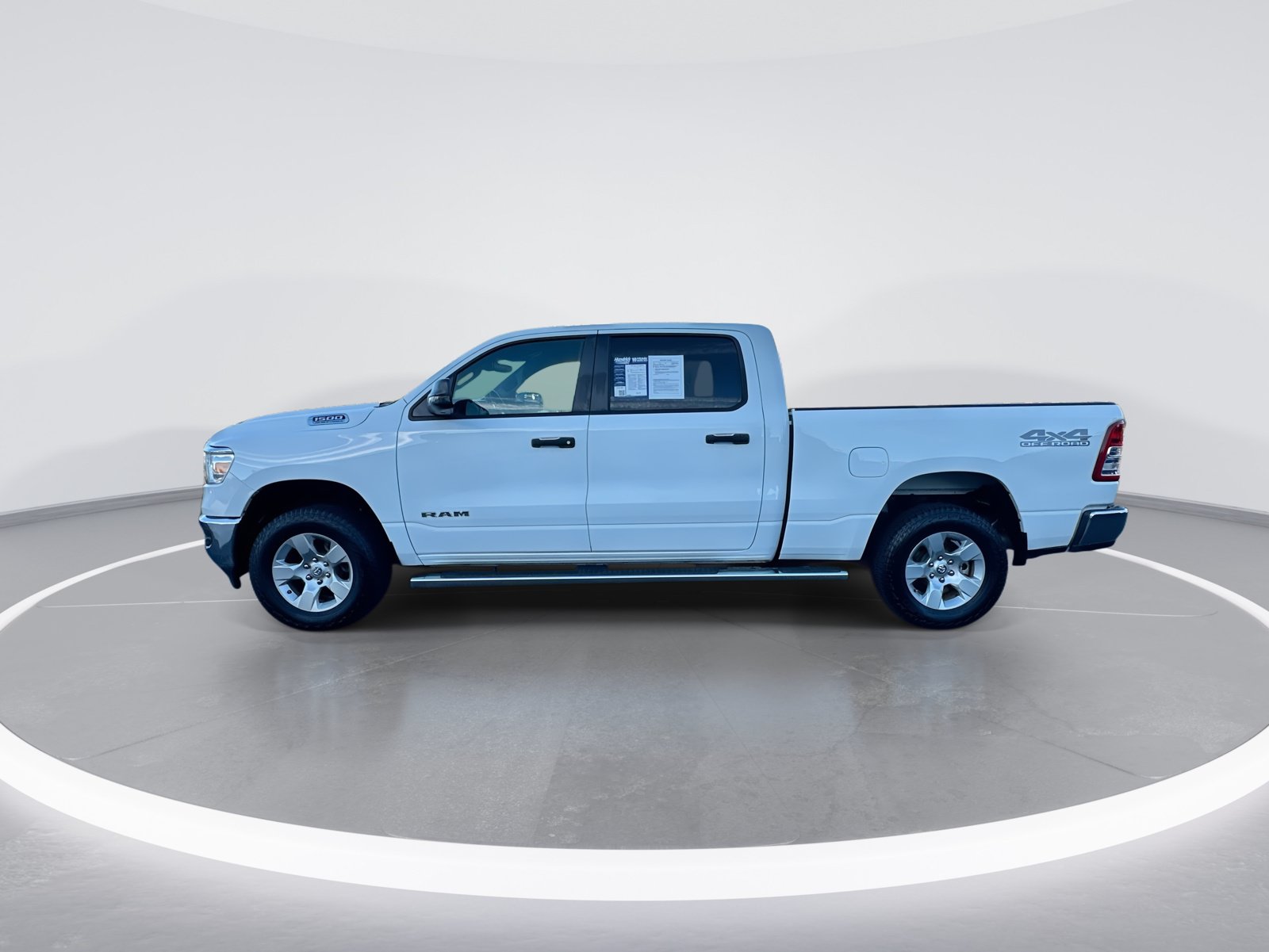 Used 2023 RAM 1500 Big Horn AWD/4WD image 6