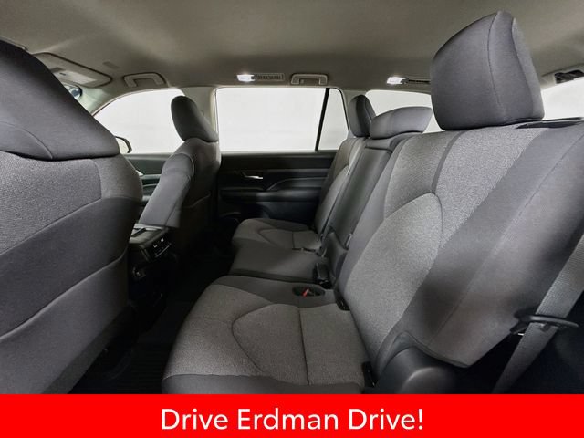 Certified 2025 Toyota Grand Highlander FWD image 9