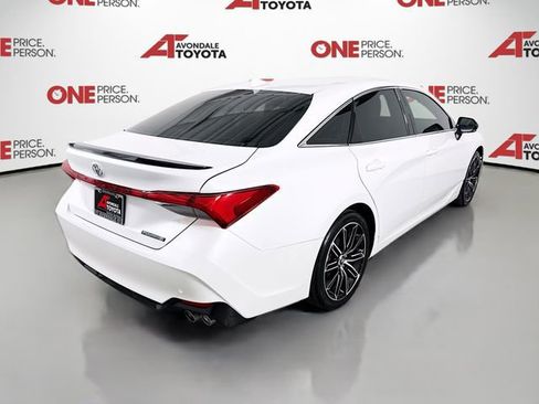 Certified 2020 Toyota Avalon Touring w/ Advanced Safety Package FWD image 7