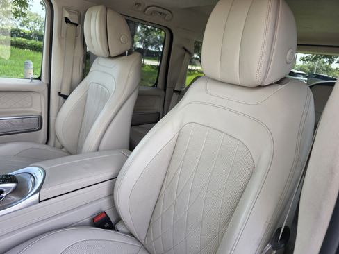 Used 2023 Mercedes-Benz G 550 image 12