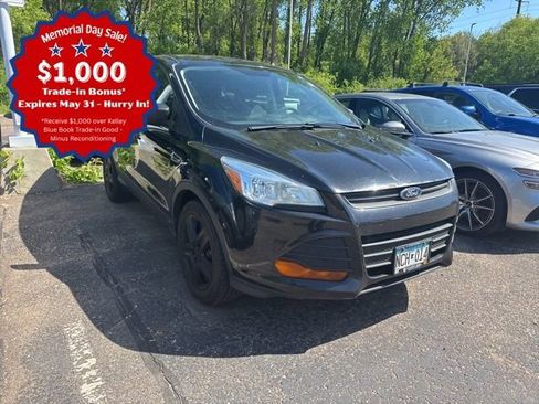 Used 2015 Ford Escape S FWD image 1