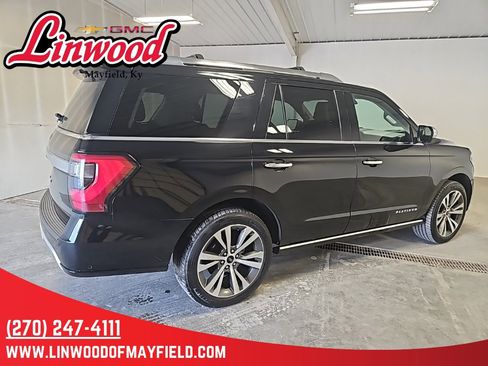 Used 2020 Ford Expedition Platinum image 2