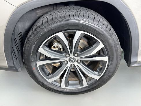 Certified 2022 Lexus RX 350 FWD w/ Premium Package image 32