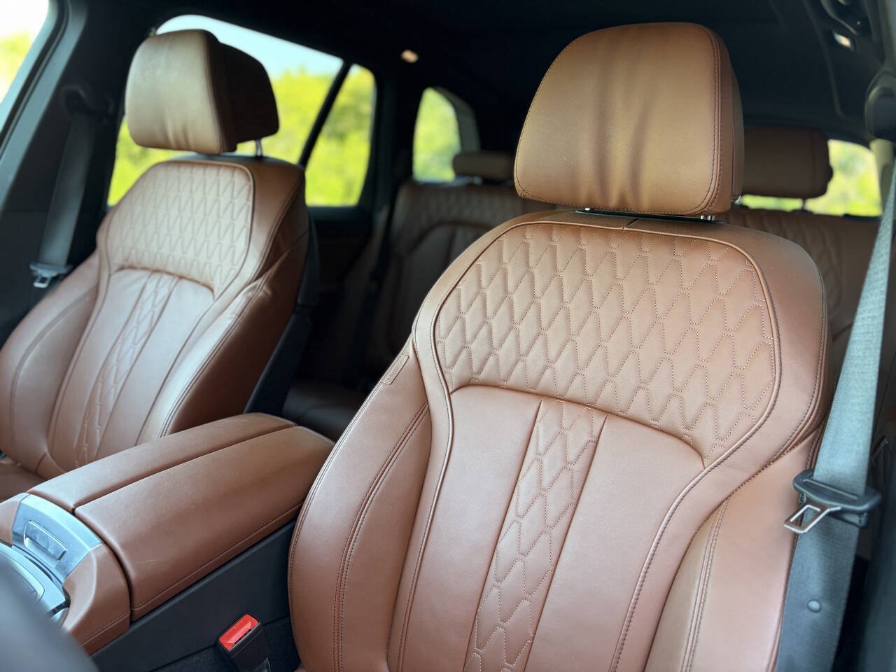 Used 2024 BMW X5 sDrive40i w/ M Sport Package RWD image 17
