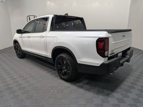 New 2026 Honda Ridgeline Black Edition image 4
