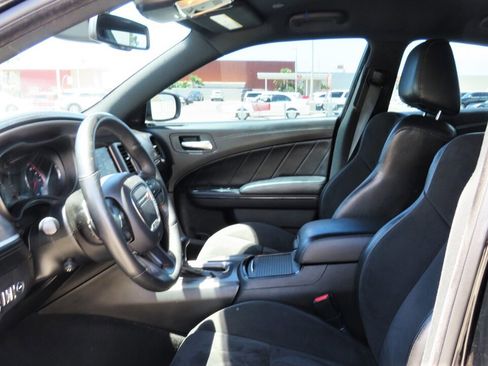 Used 2019 Dodge Charger R/T w/ Plus Group RWD image 27