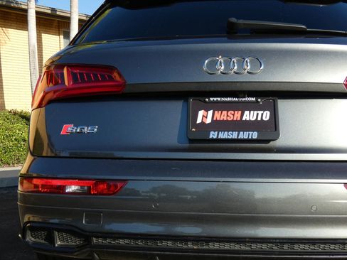 Used 2019 Audi SQ5 Premium Plus w/ Premium Plus Package image 11