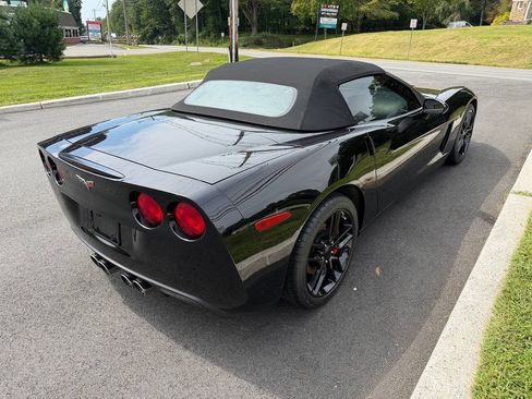 Used 2005 Chevrolet Corvette Convertible RWD image 6