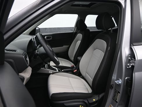 New 2026 Hyundai Venue SEL image 22