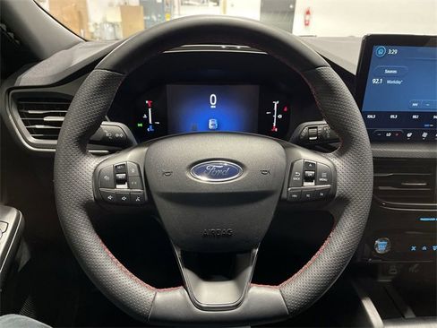 Used 2025 Ford Escape ST-Line w/ Tech Pack #1 image 15