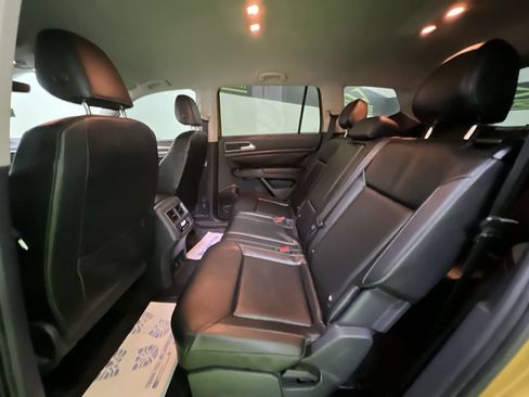 Used 2018 Volkswagen Atlas SE FWD image 26