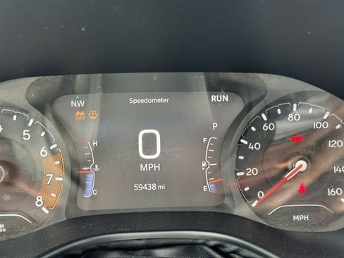 Used 2022 Jeep Compass Latitude w/ Sun and Sound Group AWD/4WD image 9