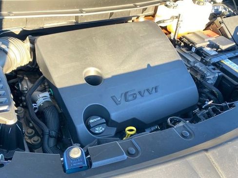 Certified 2023 Chevrolet Traverse LT image 21