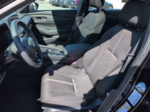 Used 2025 Honda Accord Sport image 25