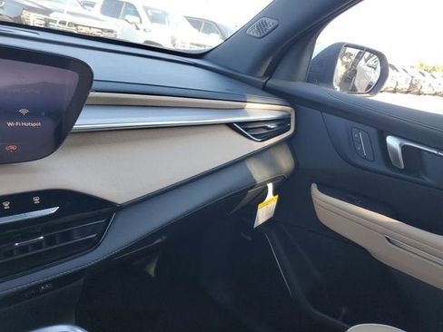 New 2026 Buick Enclave Preferred w/ Power Package FWD image 26