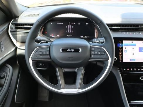 New 2026 Jeep Grand Cherokee Limited AWD/4WD image 21