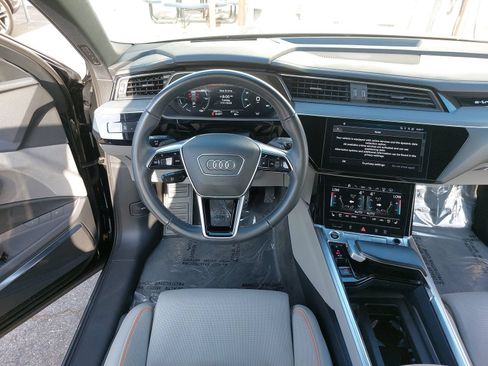 Used 2024 Audi Q8 e-tron Premium Plus w/ Prestige Package AWD/4WD image 16