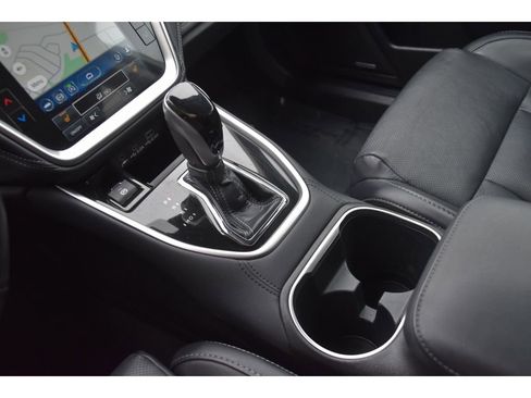 Used 2023 Subaru Outback Limited image 36