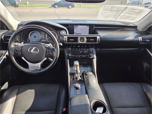 Used 2014 Lexus IS 250 w/ Navigation Package RWD image 12